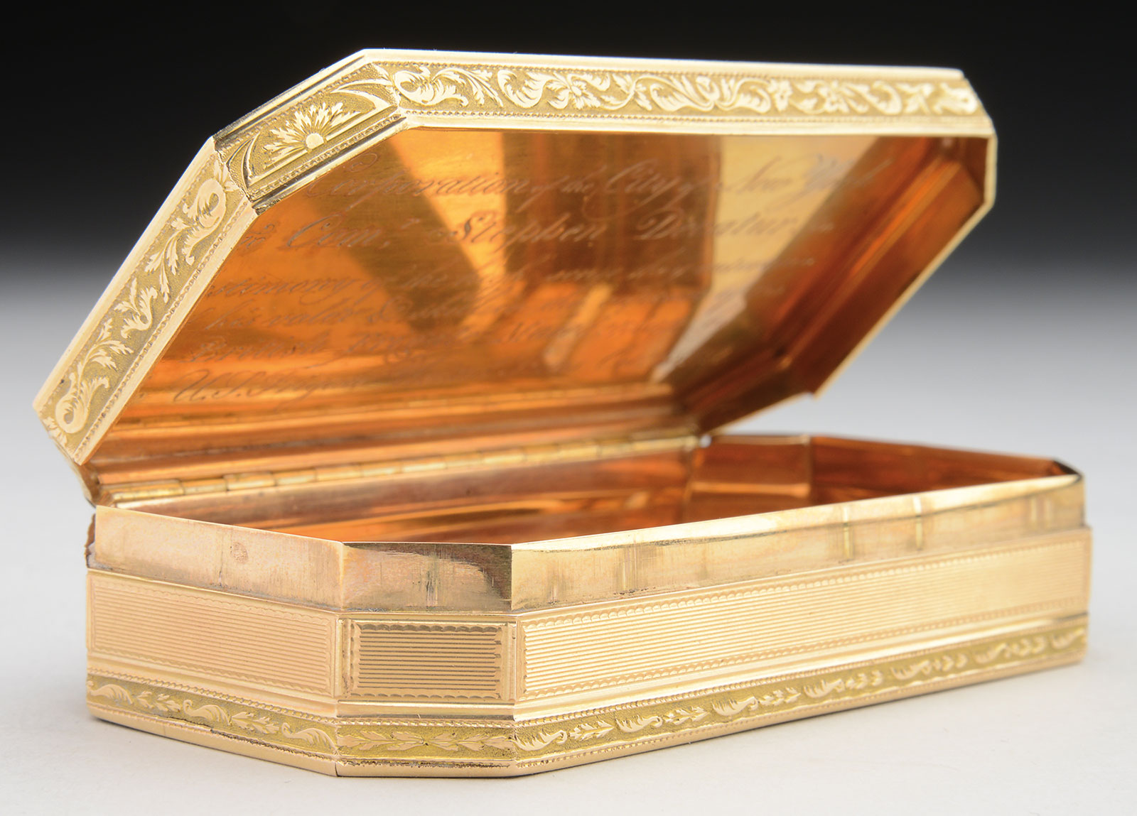 A 18-karat gold freedom box awarded to Commodore Stephen Decatur by the City of New York in 1812. 